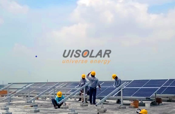  UISOLAR предоставляет солнечные стеллажи для проекта крыши в Бенгалии